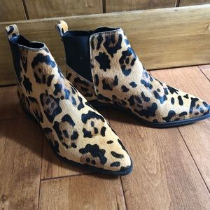 Leopard haircalf booties